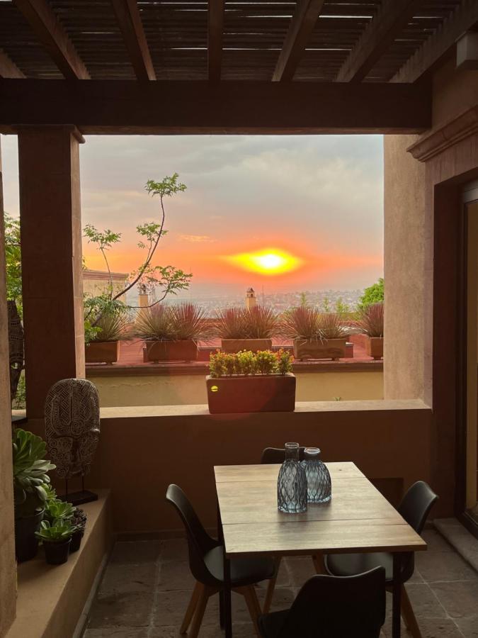 Cousy Condo In The Historic Center Of San Miguel De Allende, Incredible View, Pool, Bbq, 3 Blocks From The Main Parish 산미겔데아옌데 외부 사진