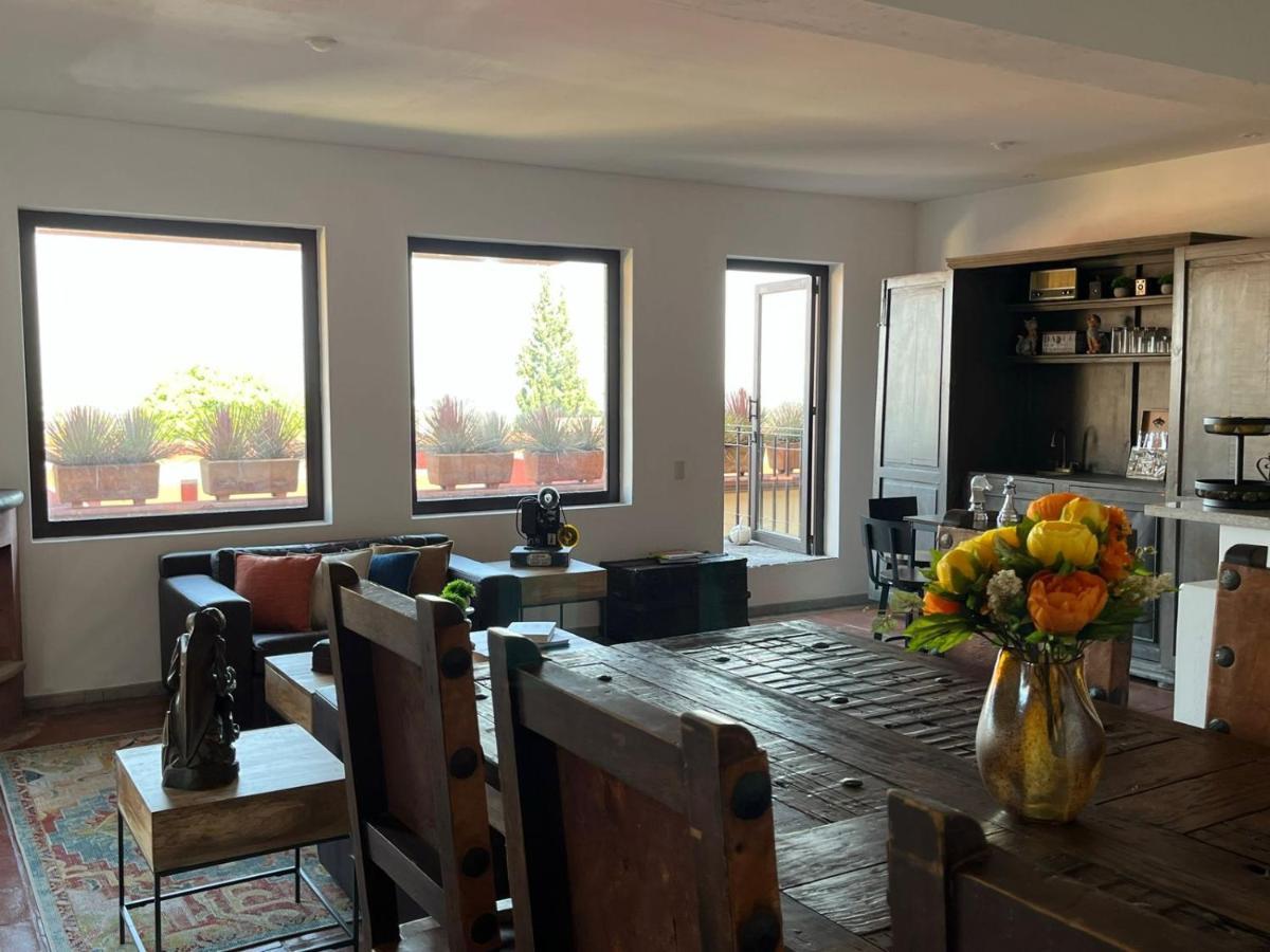 Cousy Condo In The Historic Center Of San Miguel De Allende, Incredible View, Pool, Bbq, 3 Blocks From The Main Parish 산미겔데아옌데 외부 사진